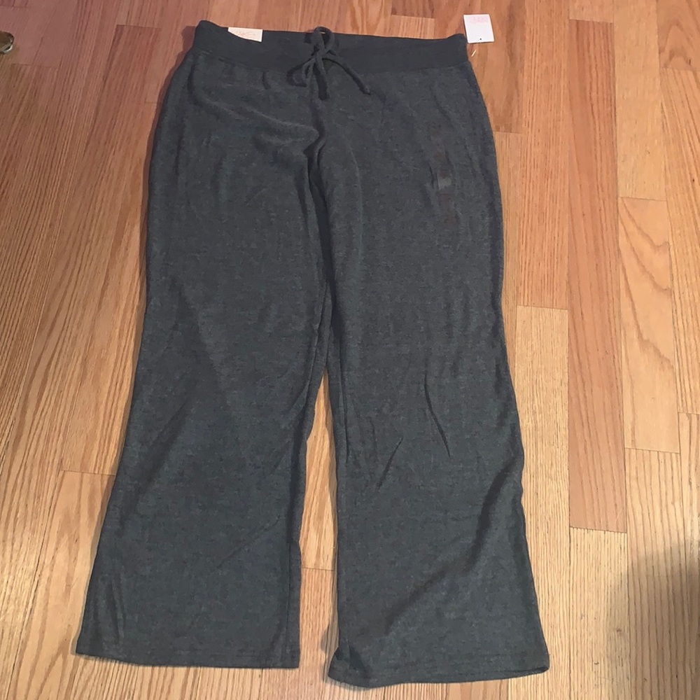 Make + Model Best Boyfriend Gray Joggers 1X